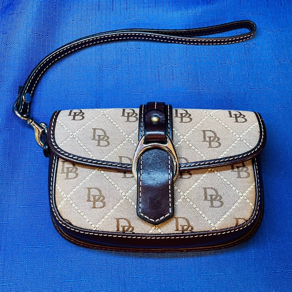 Dooney & Bourke Beige and Dark Brown Wristlet